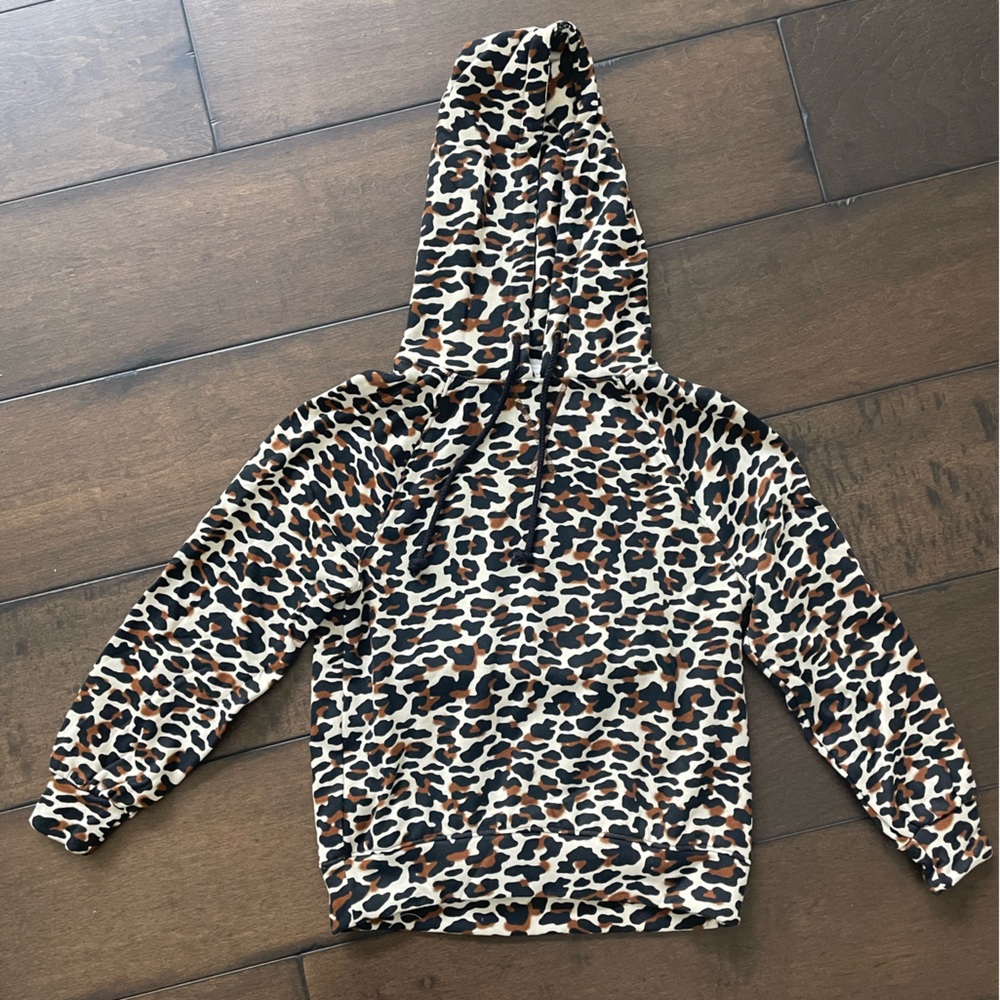 Lou & Grey Leopard Sweatsuit New XS Petite